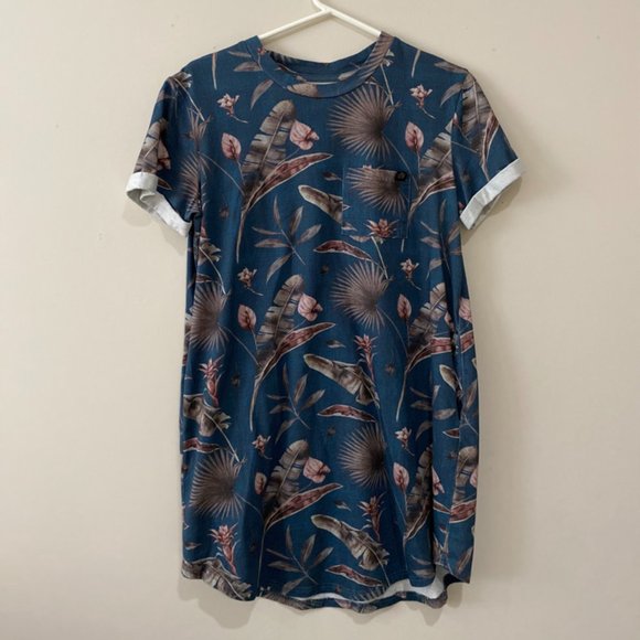 Beach Dress - Picture 1 of 1